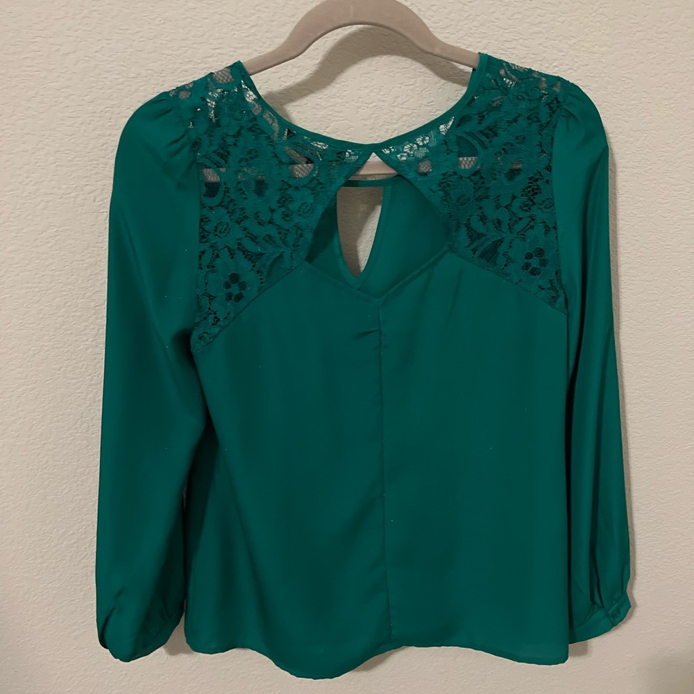 Hunter Green Top with Lace Shoulder Detail